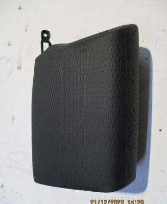 Peugeot Partner III Radio/GPS head unit trim K8D204304F