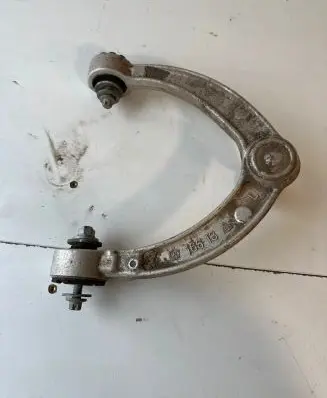Mercedes-Benz ML W166 Front upper control arm/wishbone 16613