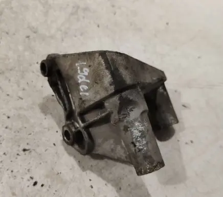 Renault Megane II Fuel pump bracket 8200193773