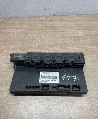 Mercedes-Benz C W203 Comfort/convenience module 2035450701 5DK00797420