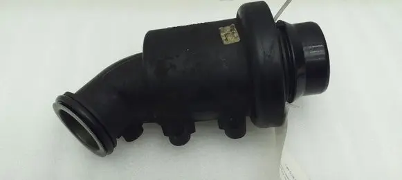 Mercedes-Benz E W212 Intake resonator A6511400087