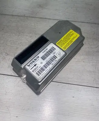 Volvo V70 Airbag control unit/module P30667469 0285001655