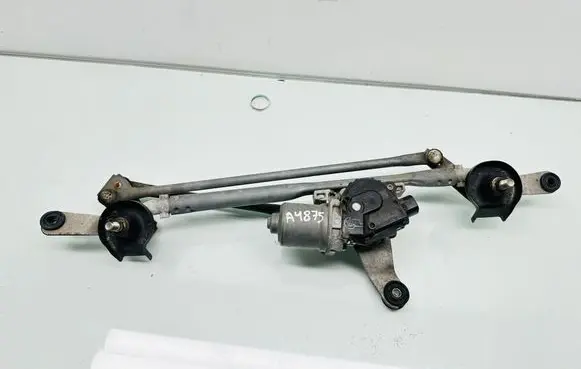 Front wiper linkage and motor