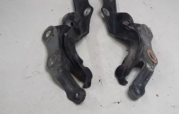 Toyota Corolla Verso E121 Engine bonnet/hood hinges