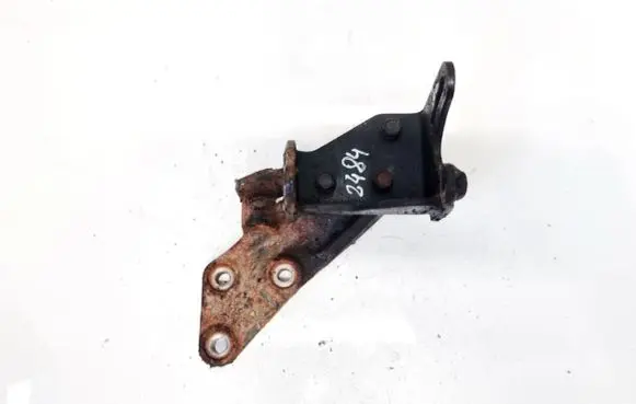 Hyundai Accent Engine mounting bracket