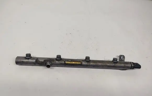 Mercedes-Benz S W221 Fuel main line pipe A6290701695 A0061533328