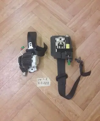 Volvo XC60 Rear seatbelt