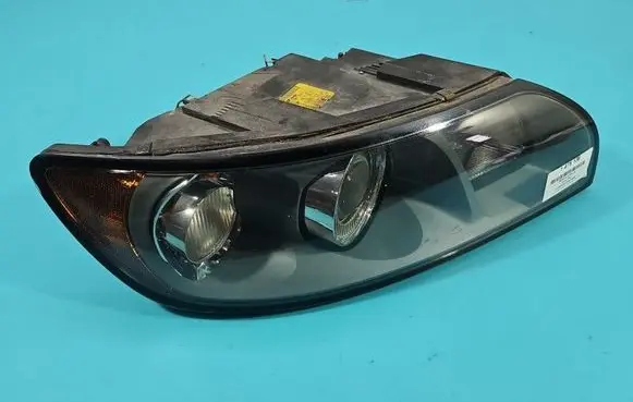 Volvo V50 Headlight/headlamp 30698886 IMPRK1475136