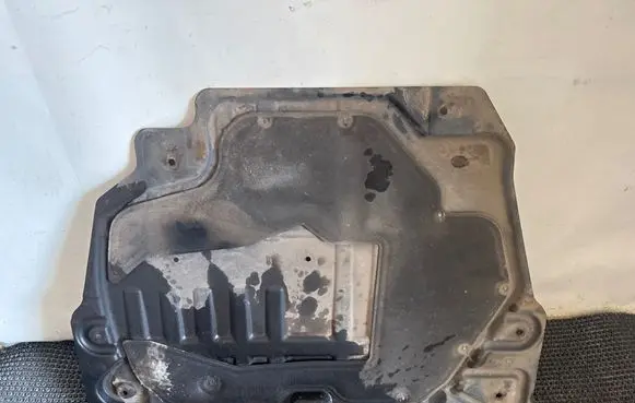 Land Rover Evoque I Engine splash shield/under tray BJ326B629AA