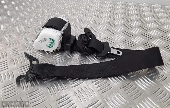 BMW X1 E84 Front seatbelt 34058428