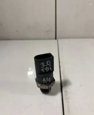 Fuel pressure sensor