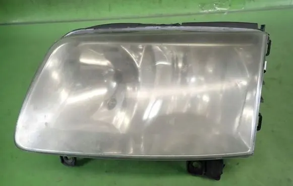 Volkswagen Polo III 6N 6N2 6NF Headlight/headlamp