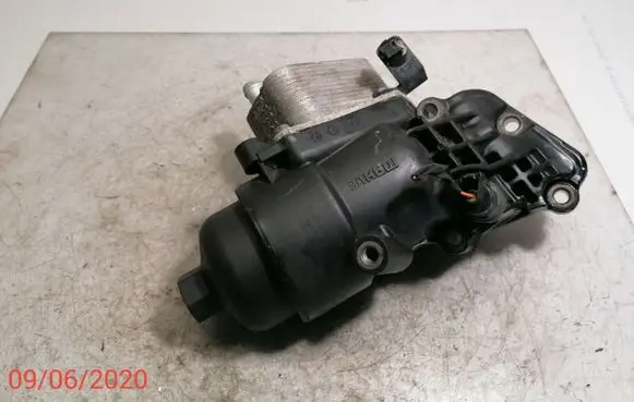 Hyundai i30 Oil filter mounting bracket 26410-2A300