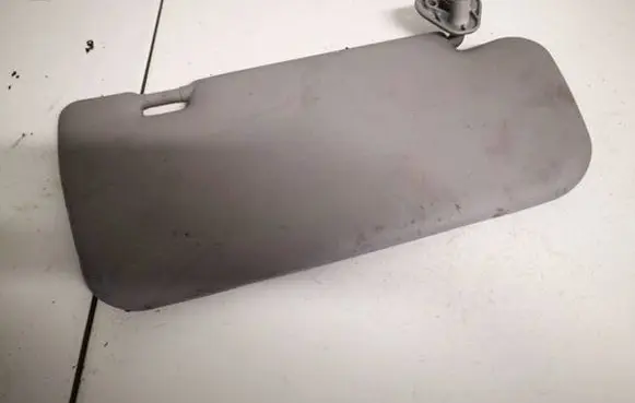 Nissan Primera Sun visor