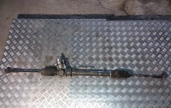 Nissan Almera Steering rack