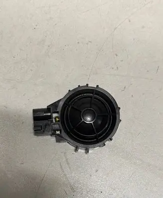 Audi A3 S3 8V Front door high frequency speaker 8V0035398A 64712MADE