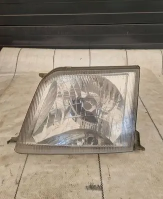 Toyota Land Cruiser (HDJ90) Headlight/headlamp 206090b