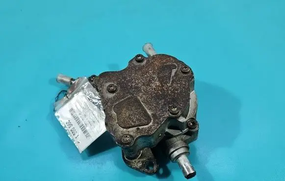 Volkswagen Golf IV Vacuum pump 038145209A IMPRK1590560