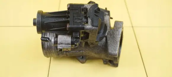 Volvo V60 EGR thermostat 50276422 3HTR14