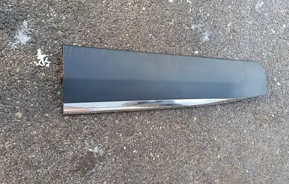 Peugeot 3008 II Front door trim (molding) 9811404277