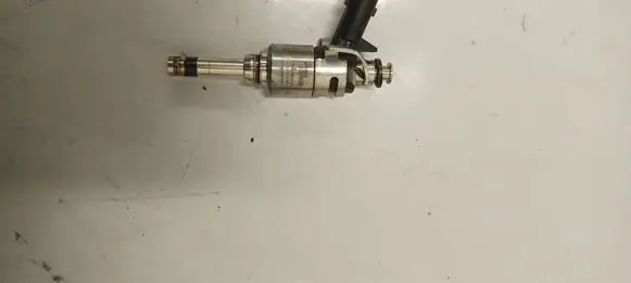 KIA Niro Fuel injector 353102B370