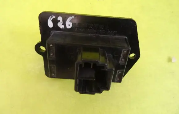 Mazda 626 Heater blower motor/fan resistor HB151GA5RA