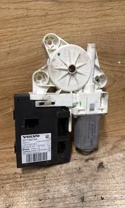 Volvo V50 Front door window regulator motor 30773907AA