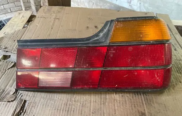 BMW 7 E32 Rear/tail lights 1374026R