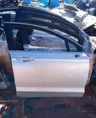 Ford Mondeo MK V Front door 