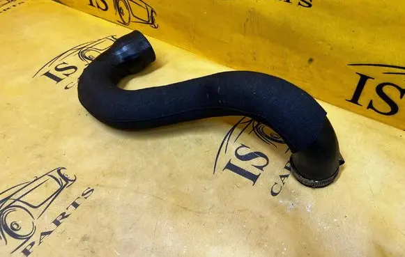 Porsche Macan (95B) Intercooler hose/pipe 95B145790A