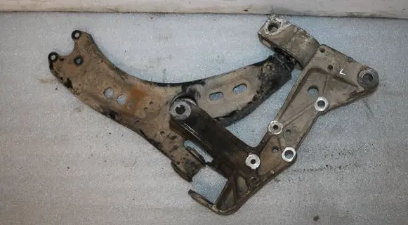 Skoda Octavia Mk2 (1Z) Front lower control arm/wishbone 1K0199296E