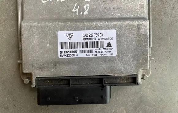 Porsche Cayenne (9PA) Transfer box differential control unit 0AD927755BK H18S1120 5WK22066