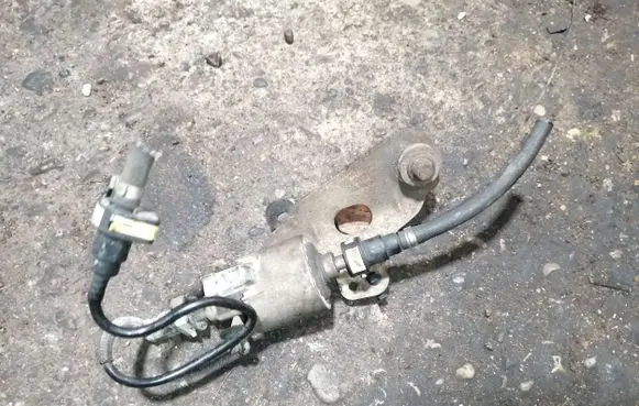 Ford Focus Webasto auxiliary heater fuel pump 