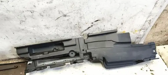 Audi 80 90 B3 Other trunk/boot trim element 7050357