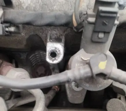 Renault Scenic III - Grand scenic III Fuel injector 0445110328