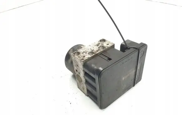 Skoda Octavia Mk1 (1U) ABS Pump 1C0907379L