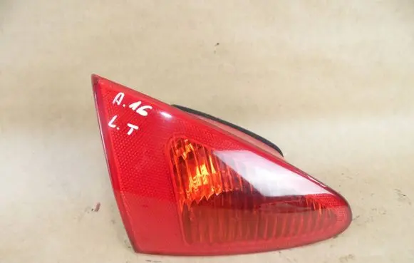 Alfa Romeo 147 Tailgate rear/tail lights 46747825 46556346 03320010