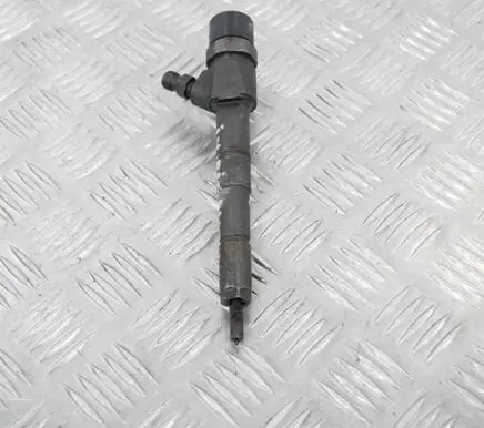 Fuel injector