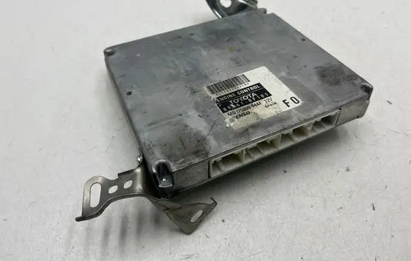 Toyota Corolla Verso AR10 Engine control unit/module 1758009441 896610F101 MB1758009441