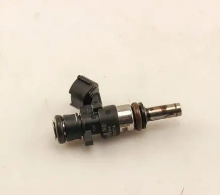 Audi A3 S3 8P Fuel injector 0280158266