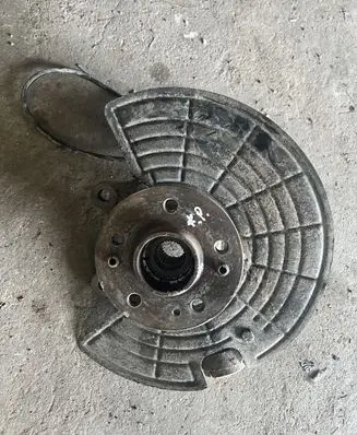 Mercedes-Benz ML W163 Front wheel hub spindle knuckle