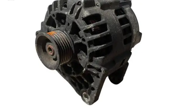 Volkswagen Polo Generator/alternator 03D903025H 607000919 2542747E