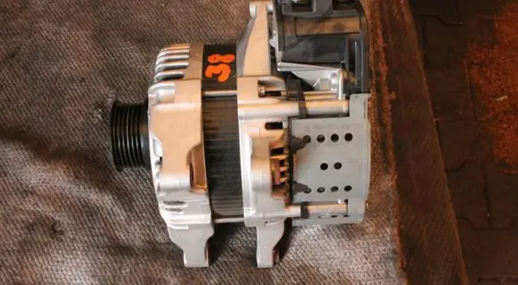 Chevrolet Captiva Generator/alternator 6578