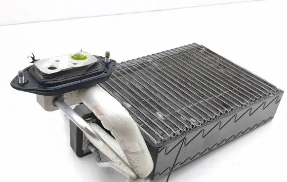 Maserati Quattroporte Air conditioning (A/C) radiator (interior) 