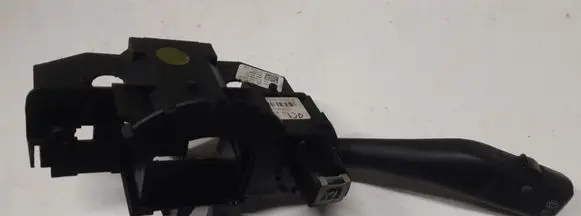 Volkswagen Golf V Wiper control stalk 1K0953519