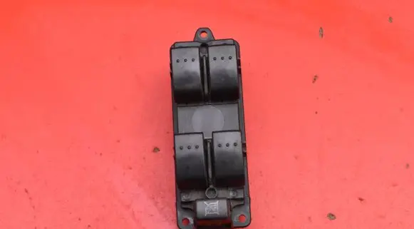 Mazda 3 I Electric window control switch 03123000