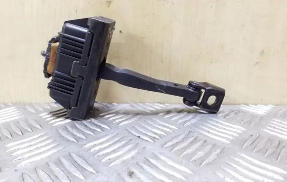 BMW X5 E70 Front door check strap stopper 7141024