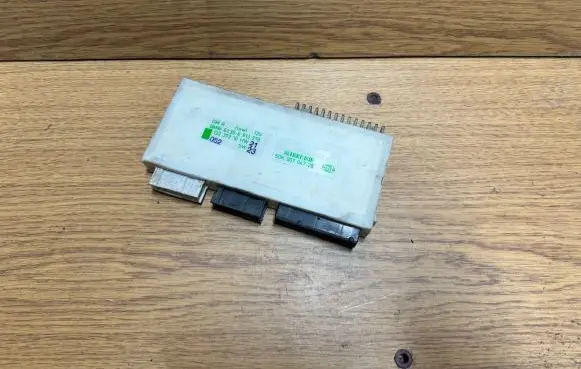 BMW 5 E39 Comfort/convenience module 61356913519 12037310 5DK00704723