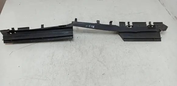 Renault Megane II Other engine bay part 8200158162