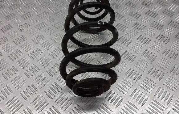 Opel Zafira B Rear coil spring